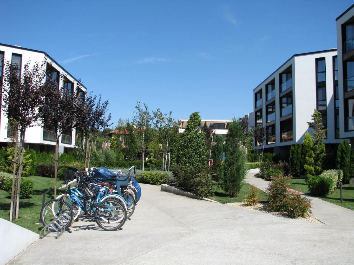 Atlantis Atmosphere Apartment Burgas Екстер'єр фото